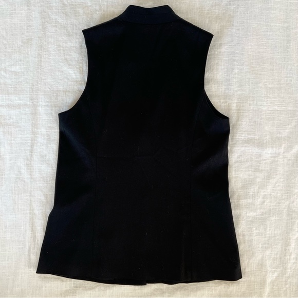 Chico’s size 0/small woman’s fully lined button up dressy vest. - Picture 4 of 10